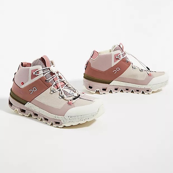 NEW On Cloudtrax In Rose / Ivory Size 10- 10.5 - Picture 14 of 16
